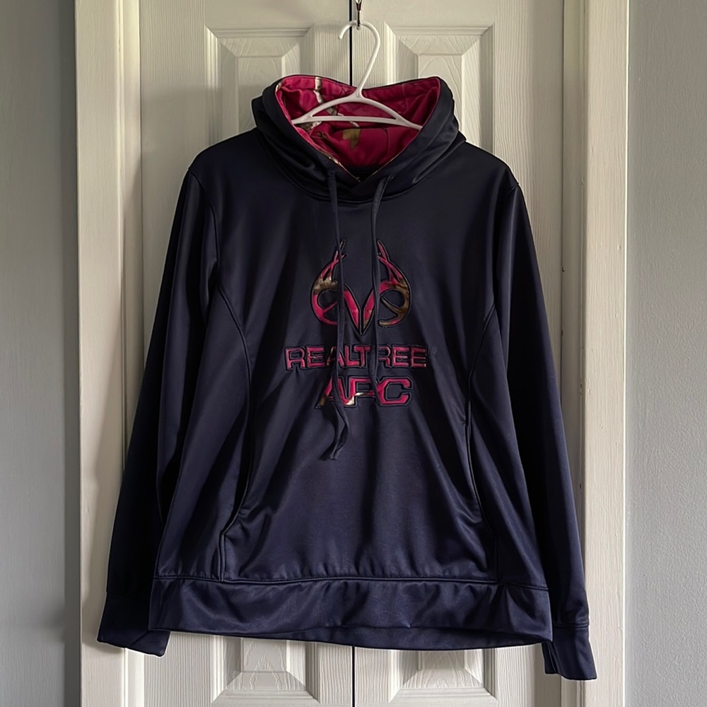 Ladies realtree hoody